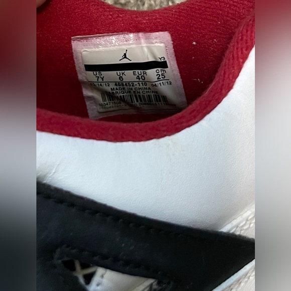 Air Jordan 4 Retro “Fire Red” GS - Picture 10 of 10